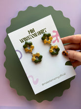 Load image into Gallery viewer, Green and gold flower drop earrings
