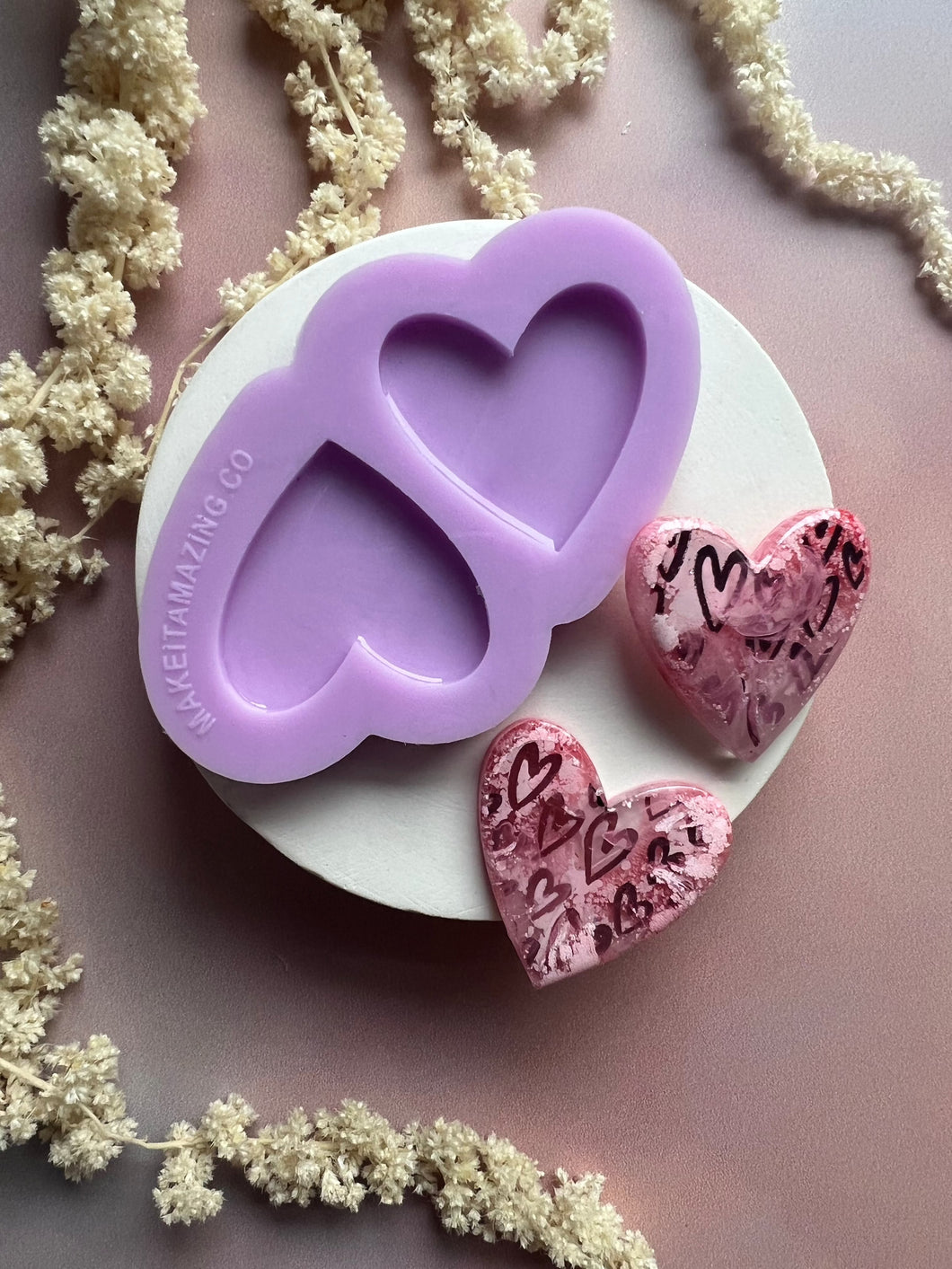 Domed statement heart mould