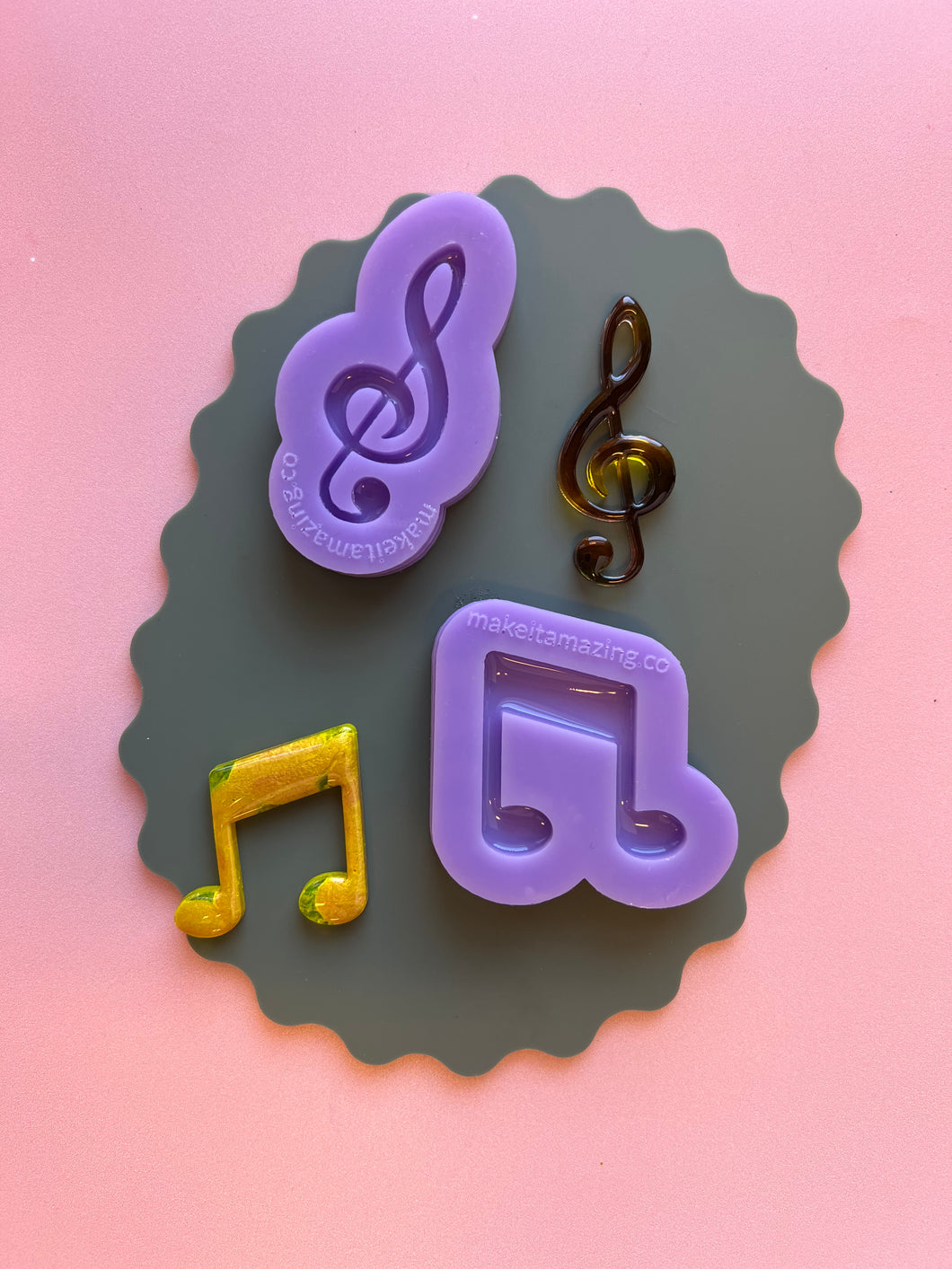 Larger music note pre domed moulds