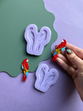 Load image into Gallery viewer, Domed Parrot moulds - Bird moulds for resin jewellery
