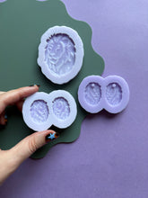 Load image into Gallery viewer, Domed &amp; Engraved Lion moulds - Animal moulds for resin jewellery
