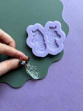 Load image into Gallery viewer, Domed &amp; Engraved Zebra moulds - Animal moulds for resin jewellery
