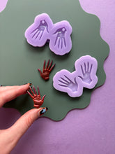 Load image into Gallery viewer, Scary creature hands domed and engraved mould - Halloween moulds for resin jewellery
