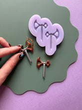 Load image into Gallery viewer, Kawaii Double axe mould - Weaponry moulds for resin jewellery
