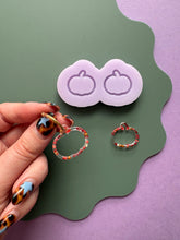 Load image into Gallery viewer, Pumpkin outline frame mould - Halloween moulds for resin jewellery
