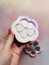 Load image into Gallery viewer, Sakura / cherry blossom pocket mirror mould
