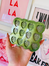 Load image into Gallery viewer, 6 pair mini cheese plant monstera silicone mould
