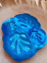Load image into Gallery viewer, Matisse branch silicone mould
