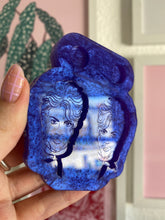 Load image into Gallery viewer, Prince earrings resin silicone icon mould
